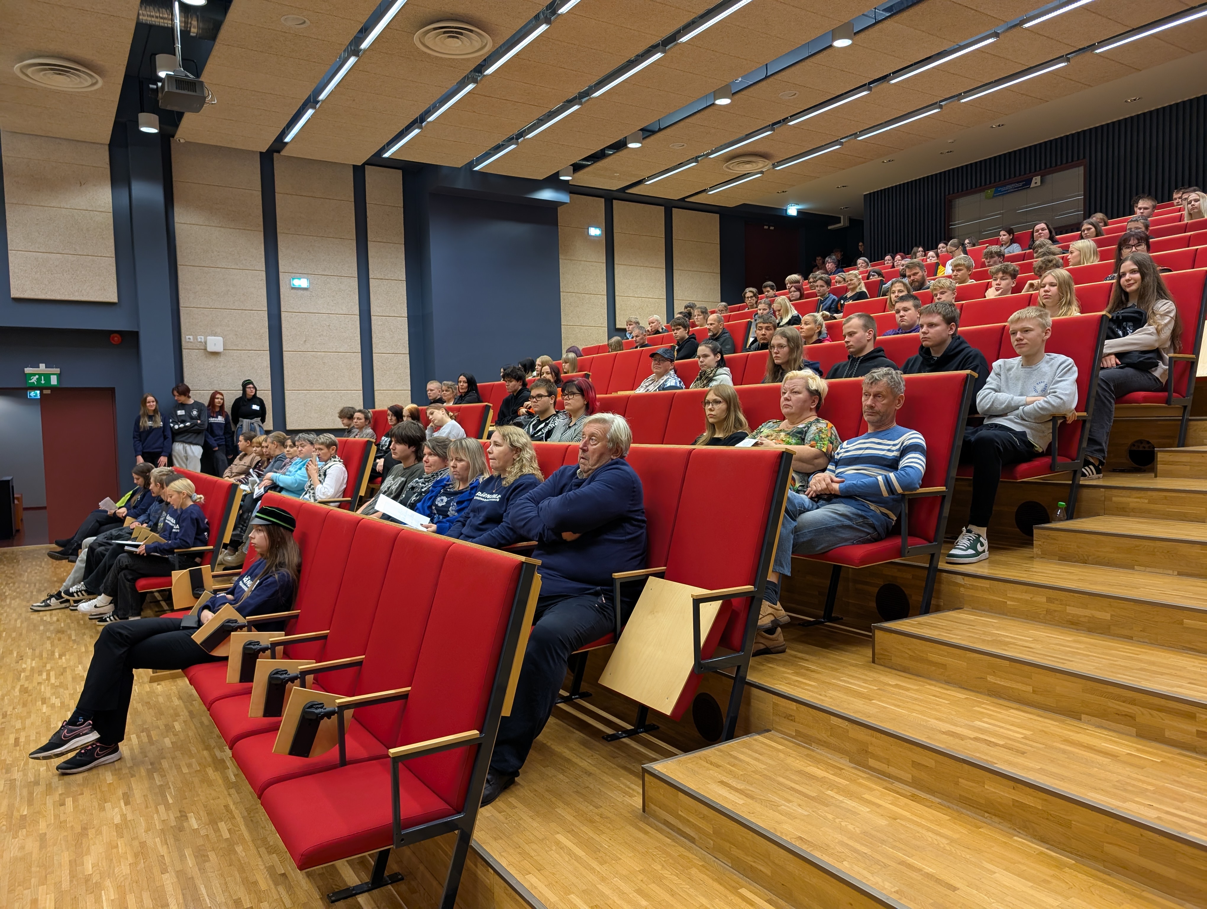 Üritus tõi saali pilgeni täis