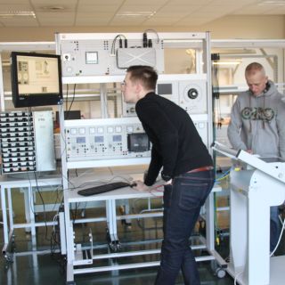 Elektroonikasüsteemide tehnoloogia